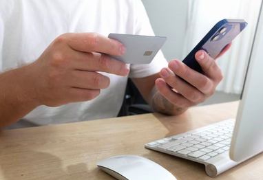 phỏm trực tuyến Hi88